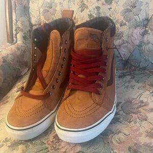 Vans SK8- Hi MTE all weather size 10